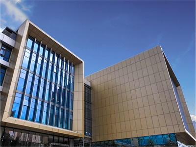 深圳市华朗学校